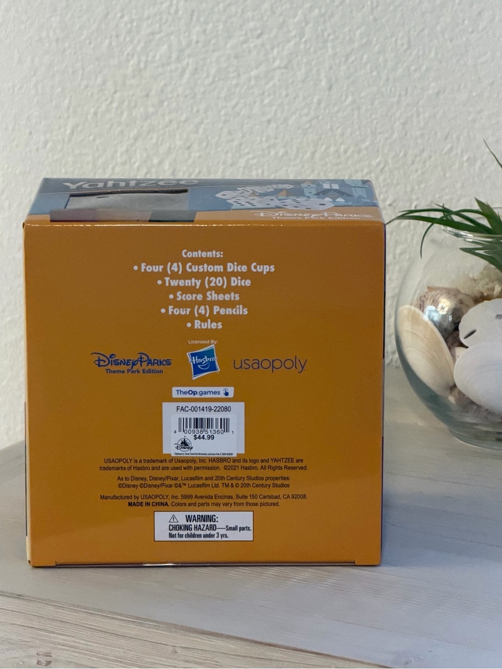Disney Parks Exclusive Yahtzee Theme Park Edition Game NEW SEALED - Picture 7 of 12